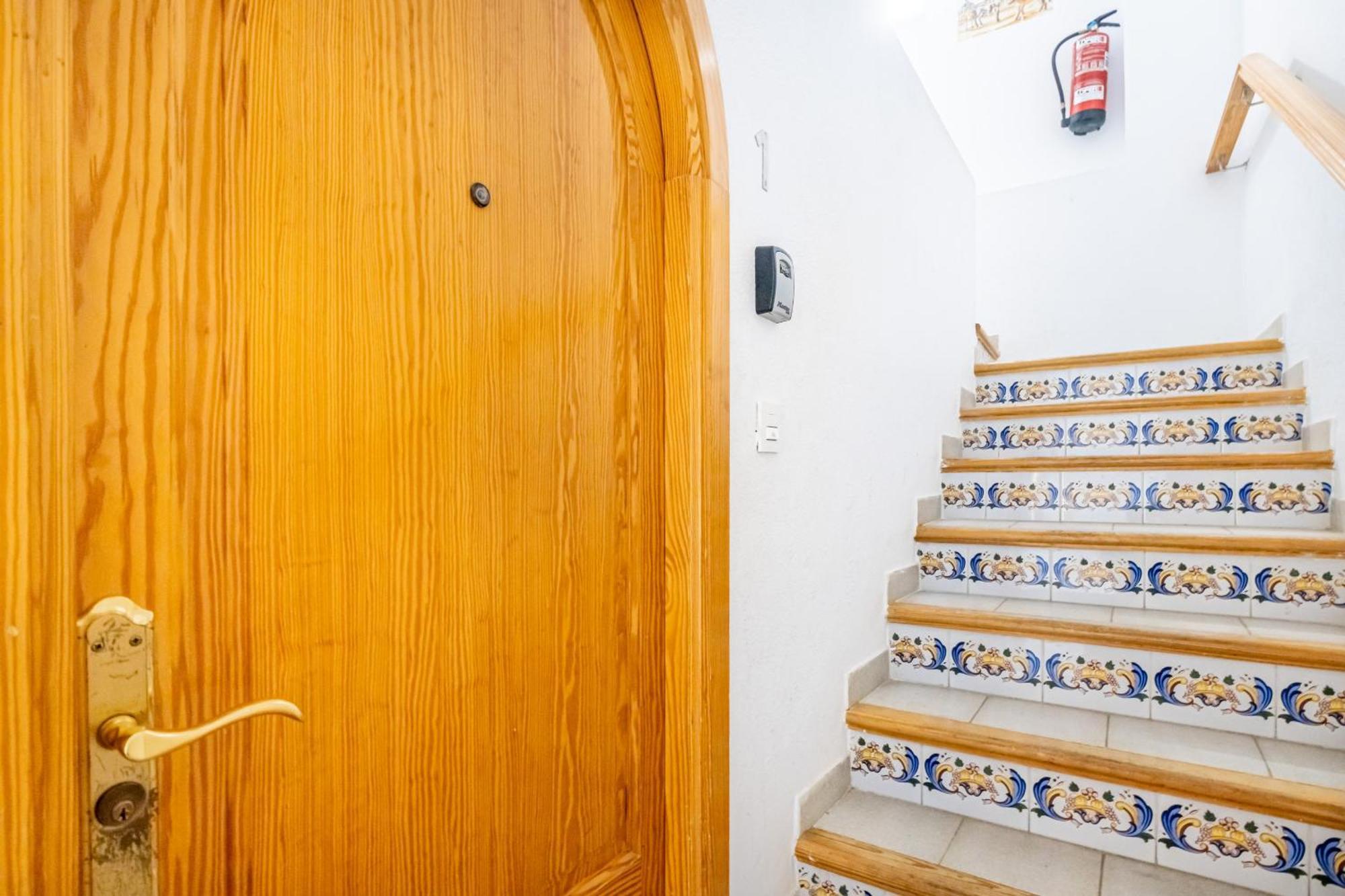 Apartamentos El Castell Benidorm Old-Town 外观 照片